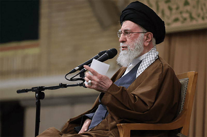 انتشار تقریظ رهبر انقلاب بر سه کتاب مقاومت در تالار وحدت + متن کامل